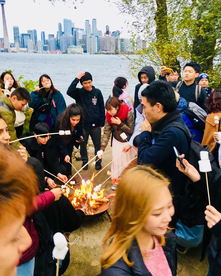 paddle from harbourfront to the toronto islands for bonfire, marshmallows and canoeing 